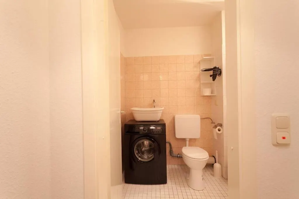 Schoene 2-Zimmerwohnung In Hannover-List Alemania