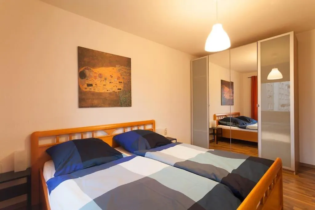 Schoene 2-Zimmerwohnung In Hannover-List Apartamento